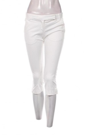 Дамски къс панталон Zara, Размер M, Цвят Бял, Цена 9,20 €