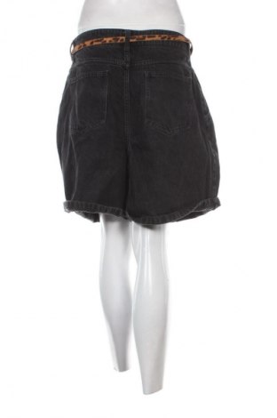 Дамски къс панталон Zara, Размер L, Цвят Черен, Цена 8,00 €