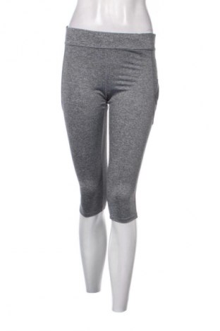 Дамски клин Forever 21, Размер M, Цвят Сив, Цена 10,26 €