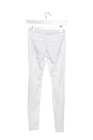 Дамски клин Hue, Размер XXS, Цвят Бял, Цена 9,78 €