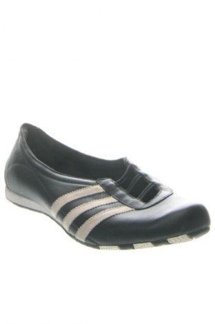 Дамски обувки Adidas, Размер 41, Цвят Многоцветен, Цена 71,55 €