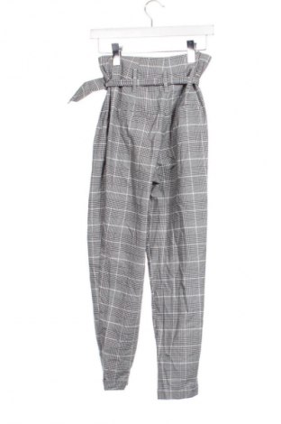 Damenhose Bershka, Größe XS, Farbe Mehrfarbig, Preis € 6,99