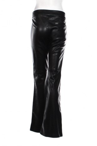 Дамски панталон Bershka, Размер L, Цвят Черен, Цена 9,20 €