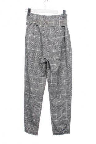 Dámske nohavice Bershka, Veľkosť XS, Farba Viacfarebná, Cena  6,95 €