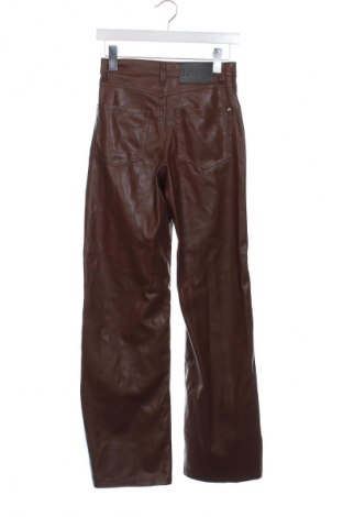 Damenhose Bershka, Größe XS, Farbe Braun, Preis € 10,99