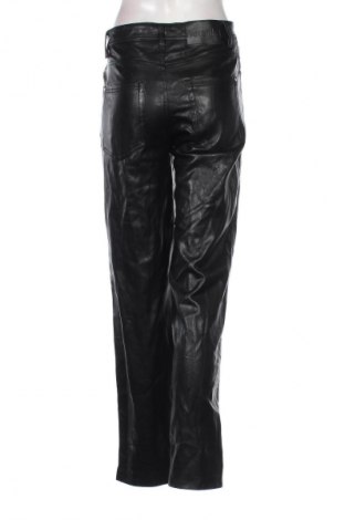 Pantaloni de femei Bershka, Mărime M, Culoare Negru, Preț 44,99 Lei