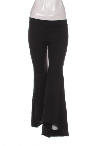 Γυναικείο παντελόνι Bershka, Μέγεθος S, Χρώμα Μαύρο, Τιμή 6,99 €