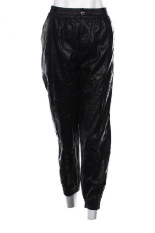 Pantaloni de femei Bershka, Mărime XL, Culoare Negru, Preț 55,99 Lei