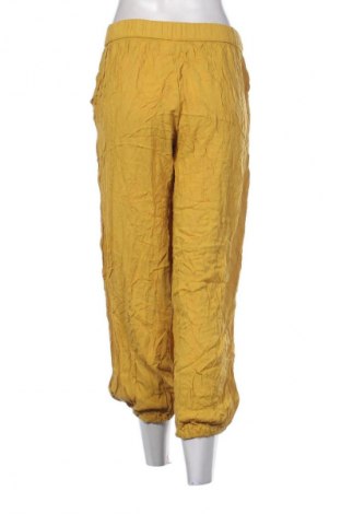 Damenhose Body Flirt, Größe M, Farbe Gelb, Preis 11,99 €