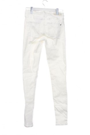 Damenhose C.O.J., Größe M, Farbe Weiß, Preis € 6,99