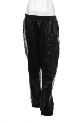 Pantaloni de femei Clockhouse, Mărime XL, Culoare Negru, Preț 78,20 Lei