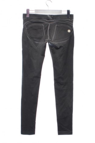 Дамски панталон Freddy, Размер M, Цвят Сив, Цена 20,90 €