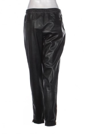 Pantaloni de femei Mohito, Mărime M, Culoare Negru, Preț 125,12 Lei