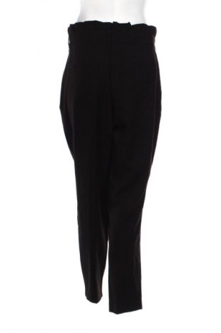 Pantaloni de femei Mohito, Mărime M, Culoare Negru, Preț 78,20 Lei