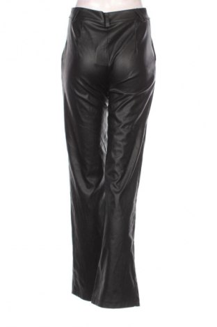 Damskie spodnie NEW COLLECTION, Rozmiar M, Kolor Czarny, Cena 48,99 zł