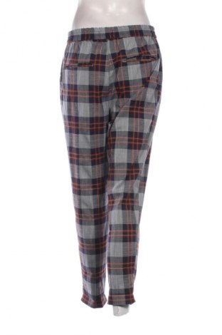Дамски панталон Pull&Bear, Размер L, Цвят Многоцветен, Цена 6,13 €