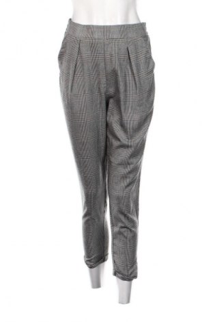 Pantaloni de femei Stradivarius, Mărime S, Culoare Multicolor, Preț 26,99 Lei