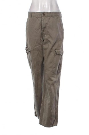 Damenhose Stradivarius, Größe M, Farbe Grün, Preis 14,77 €