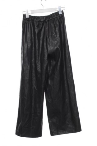 Dámské kalhoty  Stradivarius, Velikost XS, Barva Černá, Cena  179,00 Kč