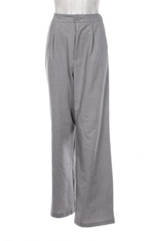 Pantaloni de femei Stradivarius, Mărime S, Culoare Gri, Preț 78,20 Lei