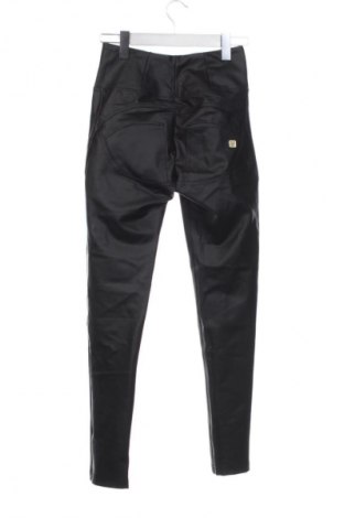 Дамски панталон Unbranded, Размер XS, Цвят Черен, Цена 6,13 €