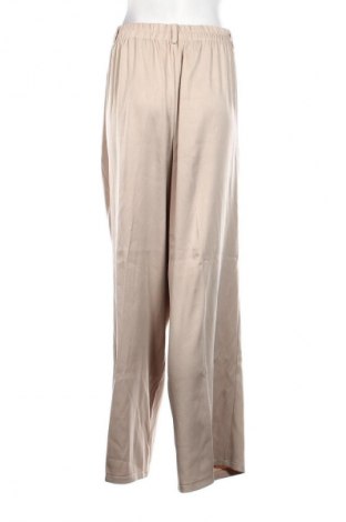 Damenhose Unbranded, Größe XXL, Farbe Beige, Preis 15,00 €