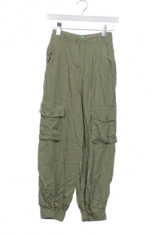 Dámské kalhoty  United Colors Of Benetton, Velikost XXS, Barva Zelená, Cena  169,00 Kč