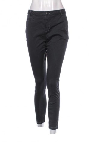 Pantaloni de femei United Colors Of Benetton, Mărime S, Culoare Negru, Preț 109,48 Lei