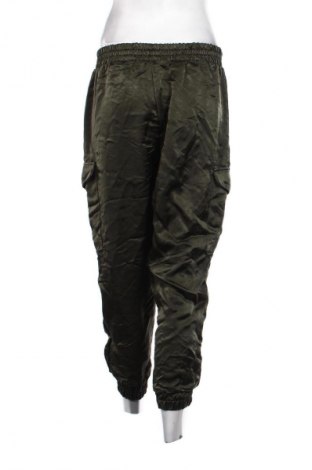 Damenhose Zara, Größe L, Farbe Grün, Preis € 11,99