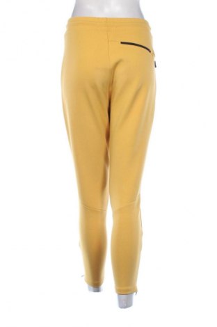 Дамски панталон Zara, Размер M, Цвят Жълт, Цена 37,41 €