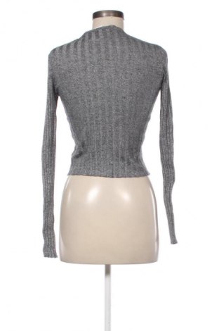 Pulover de femei Bershka, Mărime M, Culoare Gri, Preț 77,00 Lei