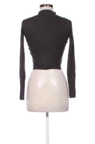 Damski sweter Bershka, Rozmiar S, Kolor Szary, Cena 79,15 zł