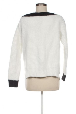 Damski sweter Eksept, Rozmiar S, Kolor Biały, Cena 31,99 zł