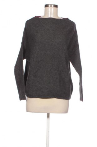 Dámský svetr Liis Japan, Velikost S, Barva Černá, Cena  719,00 Kč