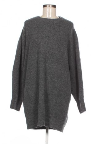 Damenpullover Pull&Bear, Größe M, Farbe Grau, Preis € 13,99