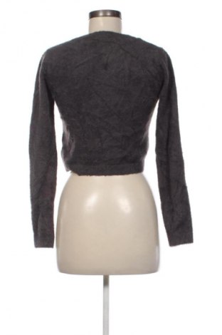 Дамски пуловер Pull&Bear, Размер S, Цвят Сив, Цена 6,64 €