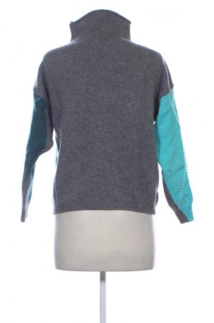 Dámský svetr Unbranded, Velikost XS, Barva Vícebarevné, Cena  319,00 Kč