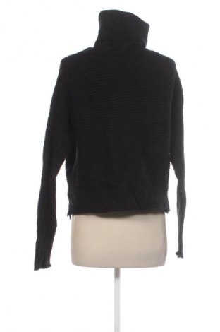 Dámský svetr Zara, Velikost M, Barva Černá, Cena  279,00 Kč