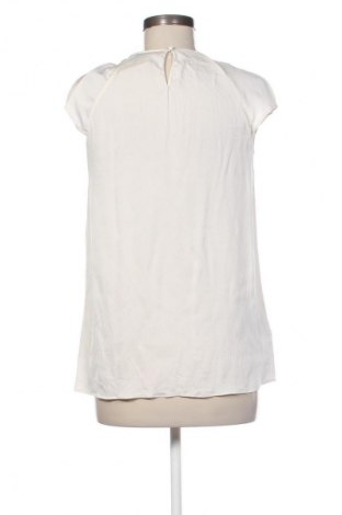 Дамски топ Hugo Boss, Размер M, Цвят Екрю, Цена 81,39 €