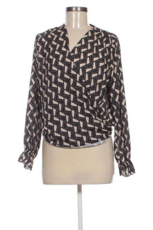 Top de femei NEW COLLECTION, Mărime M, Culoare Multicolor, Preț 44,99 Lei