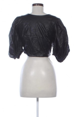 Geacă de piele pentru femei Bershka, Mărime L, Culoare Negru, Preț 161,99 Lei