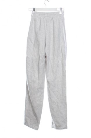 Dámské tepláky Adidas Originals, Velikost XXS, Barva Šedá, Cena  595,00 Kč