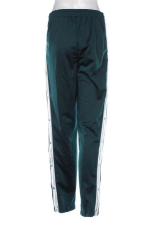 Damen Sporthose Adidas Originals, Größe M, Farbe Grün, Preis 48,00 €