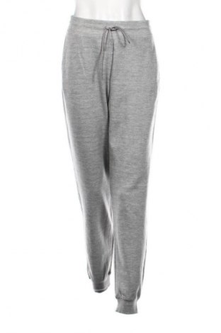 Damen Sporthose Amisu, Größe L, Farbe Grau, Preis 15,00 €