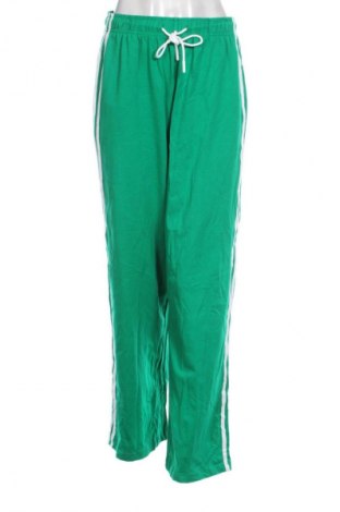 Damskie spodnie sportowe Betty Basics, Rozmiar S, Kolor Zielony, Cena 41,99 zł