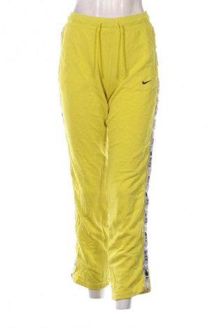 Női sport nadrág Nike, Méret XS, Szín Sokszínű, Ár 9 979 Ft