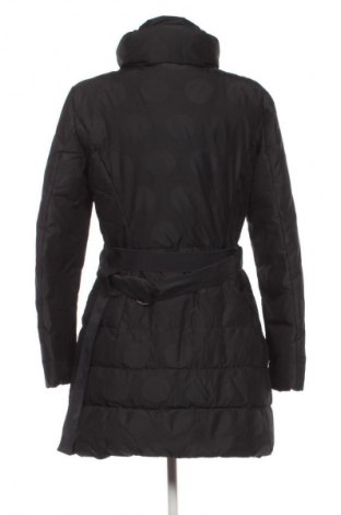Γυναικείο μπουφάν BOSS, Μέγεθος M, Χρώμα Μαύρο, Τιμή 379,35 €