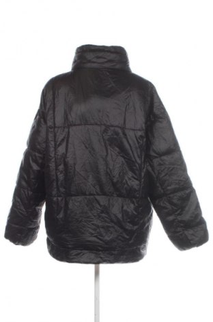 Dámská bunda  Bershka, Velikost S, Barva Černá, Cena  359,00 Kč