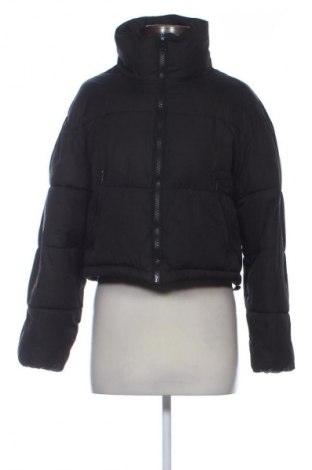 Geacă de femei Bershka, Mărime XS, Culoare Negru, Preț 131,99 Lei