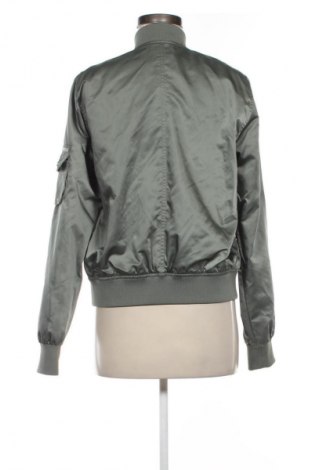 Damenjacke District, Größe M, Farbe Grün, Preis 15,99 €